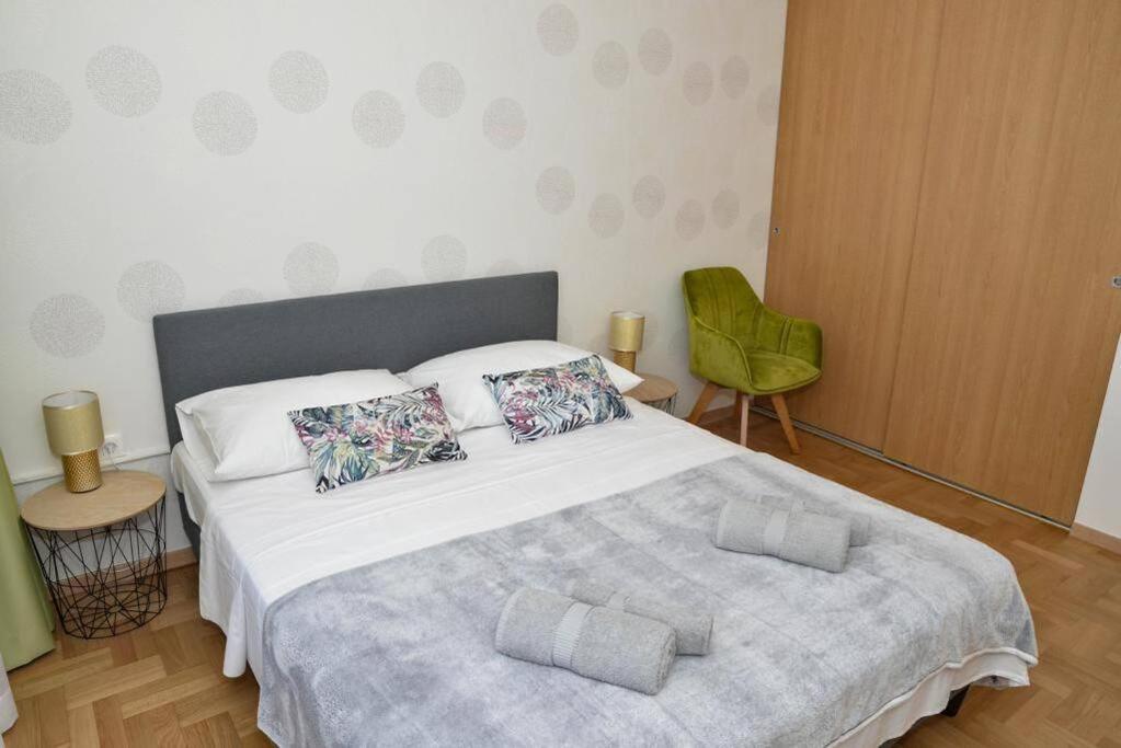 Apartment Longin Zadar Exteriör bild